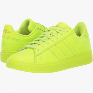 Like New adidas Women's Grand Court Sneaker